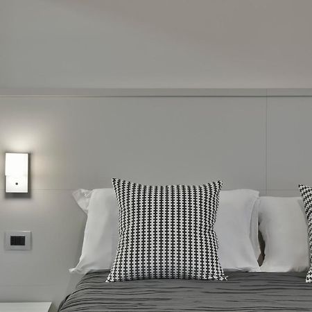 Laura Tolomeo Rooms מראה חיצוני תמונה